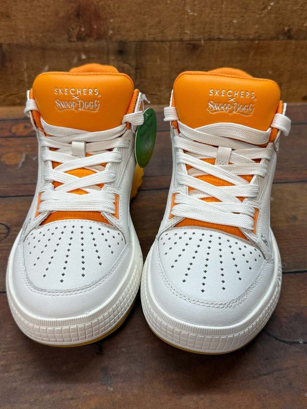 Skechers X Snoop Dogg Size 8 White Orange Sneakers